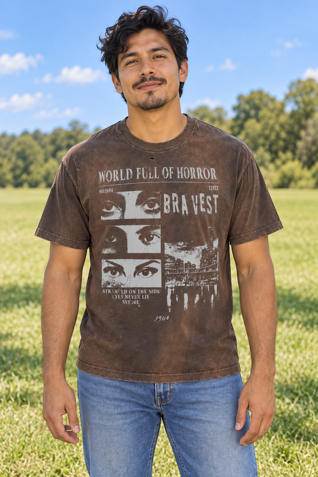World Full Of Horror Vintage Graphic T-Shirt