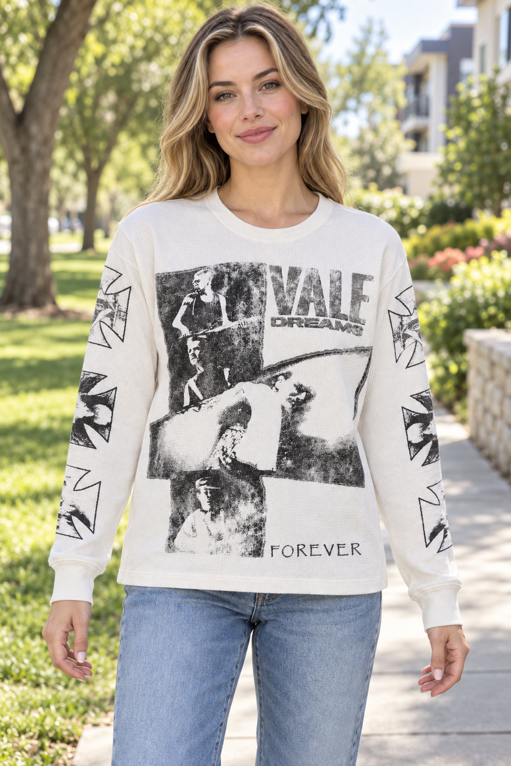Vale Dreams Graphic Long Sleeve Shirt