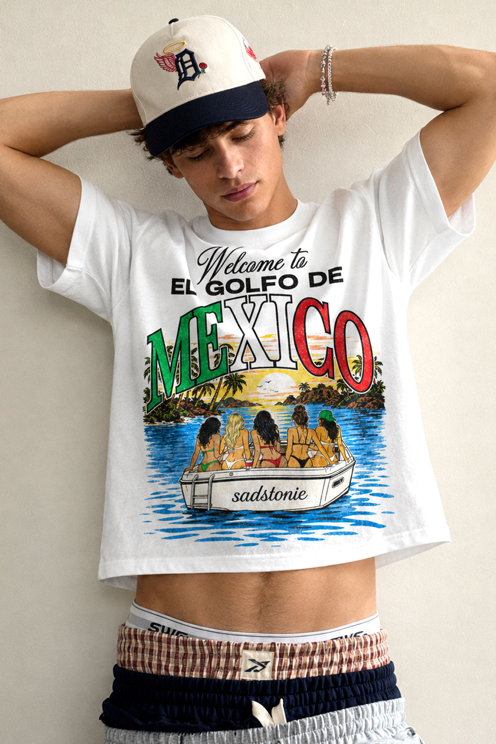 Welcome to El Golfo de Mexico Vintage Tee